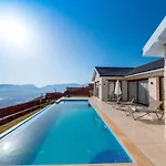 Ghizlane * Kaş